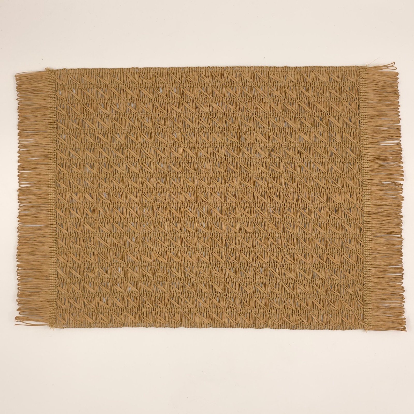 1000775509-scaled-1.jpg PLATO DE SITIO CAMEL 30 X 45 CM (EMC 35-5) - Imagen 1