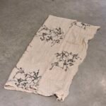 Manta gasa estampada Ramas Gris 2,20×1,20 aprox