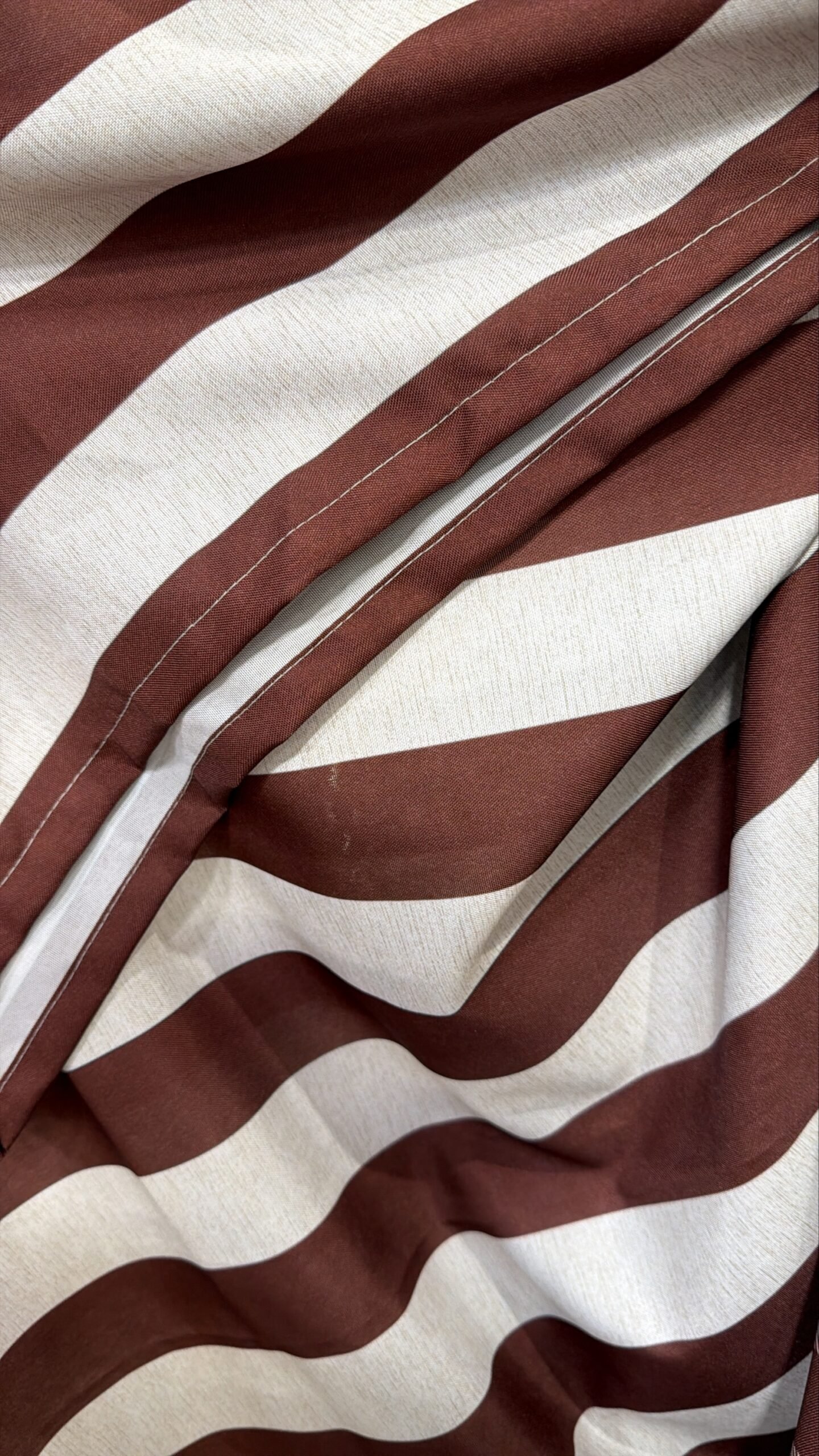 14bc7b7e-ce0e-4a6b-af9f-204d8ba596fe-scaled-1.jpeg Mantel Estampados 2,5 x 1,40 aprox - Image 1