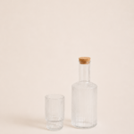 PACK X 7 / BOTELLA 900 ML Y 6 VASOS APILABLES 250ML TRANSPARENTES
