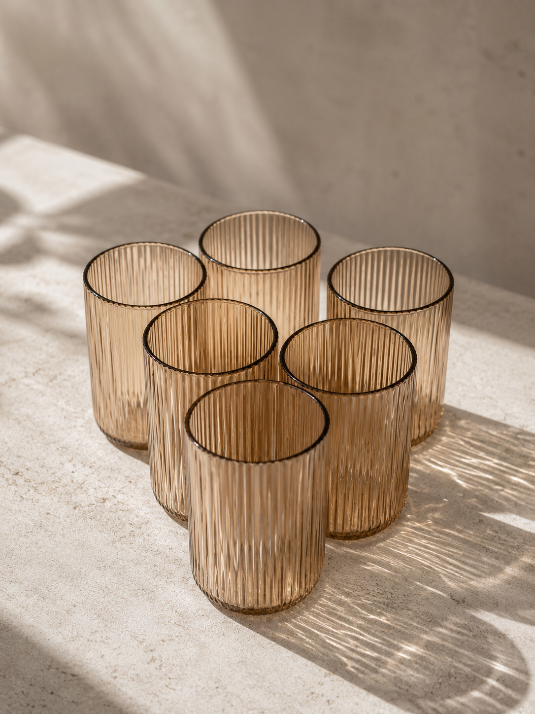 IMG_4721 PACK X 6 VASO DE VIDRIO LABRADO RAYADO AMBAR 8*12.5 CM (17-3-3) - Imagen 1